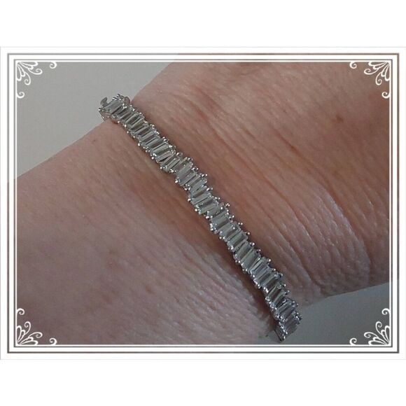 Sparkling Baguette Sim Diamond Scatter Set Bangle Bracelet~925SS~kn - Picture 4 of 4